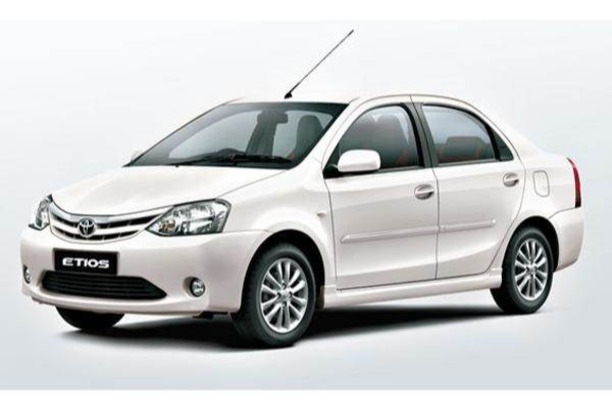 Sedan Taxi Service in Pune